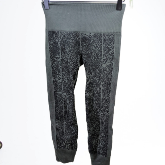 lululemon athletica Pants - Lululemon Ebb to Street pants